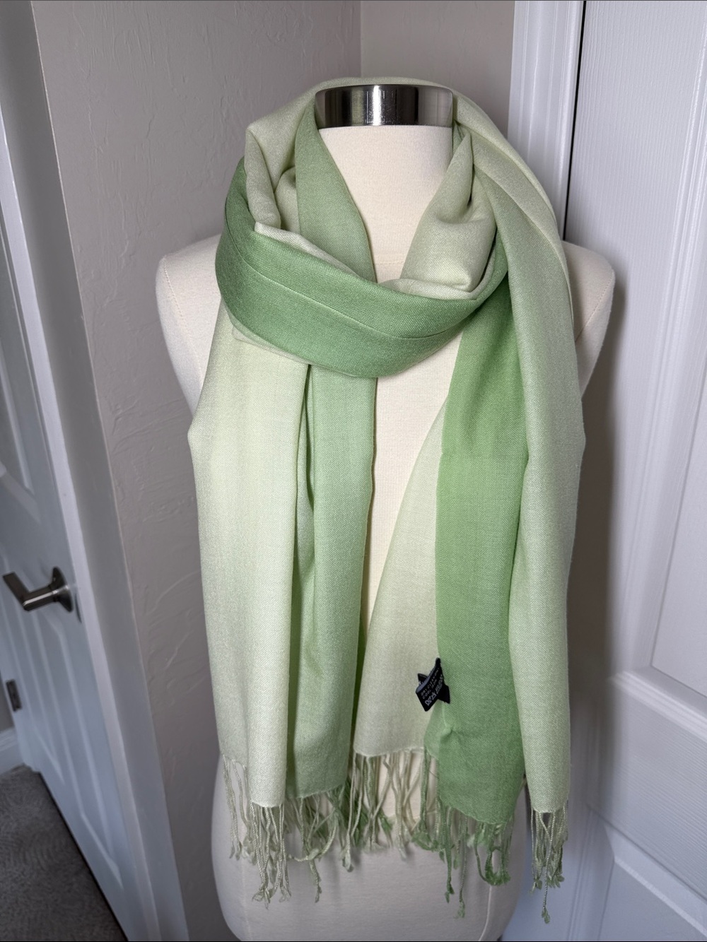 John Hanly 100% wool lime green ombre scarf with fringe